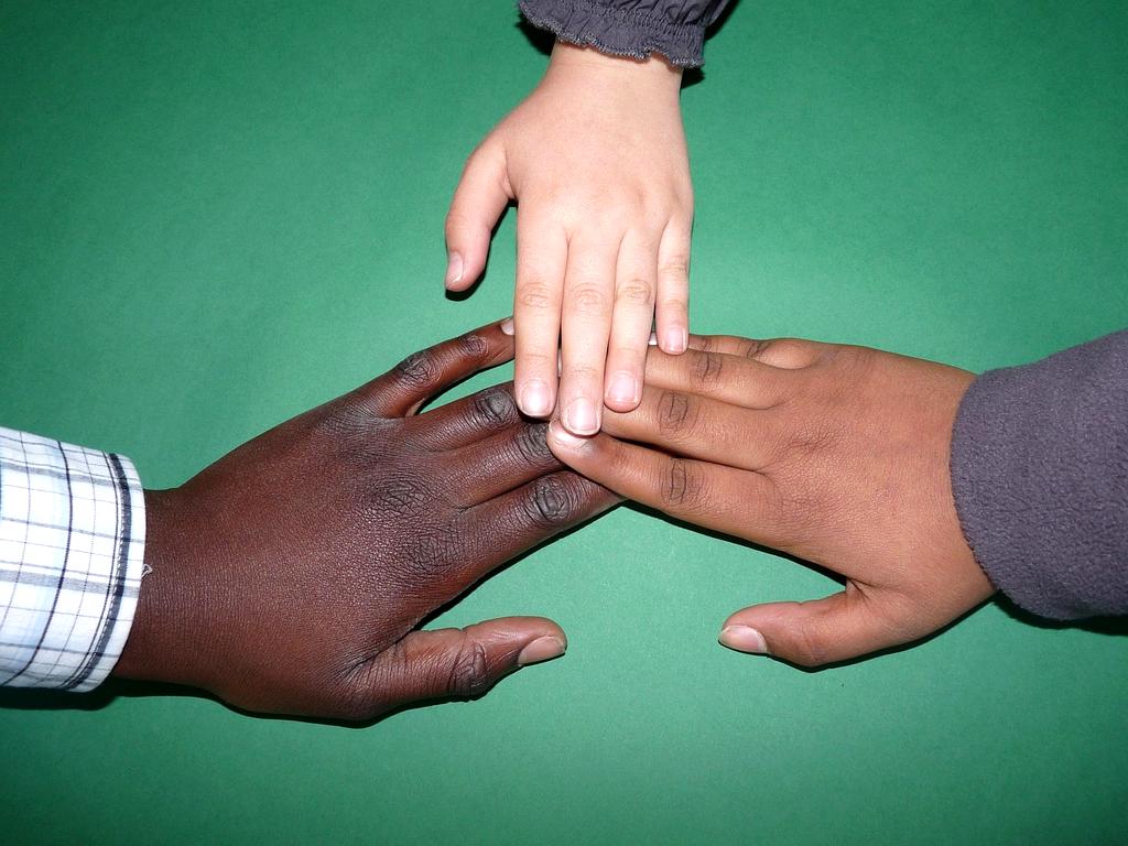 Tehnici de comunicare eficientă pentru relații mai bune